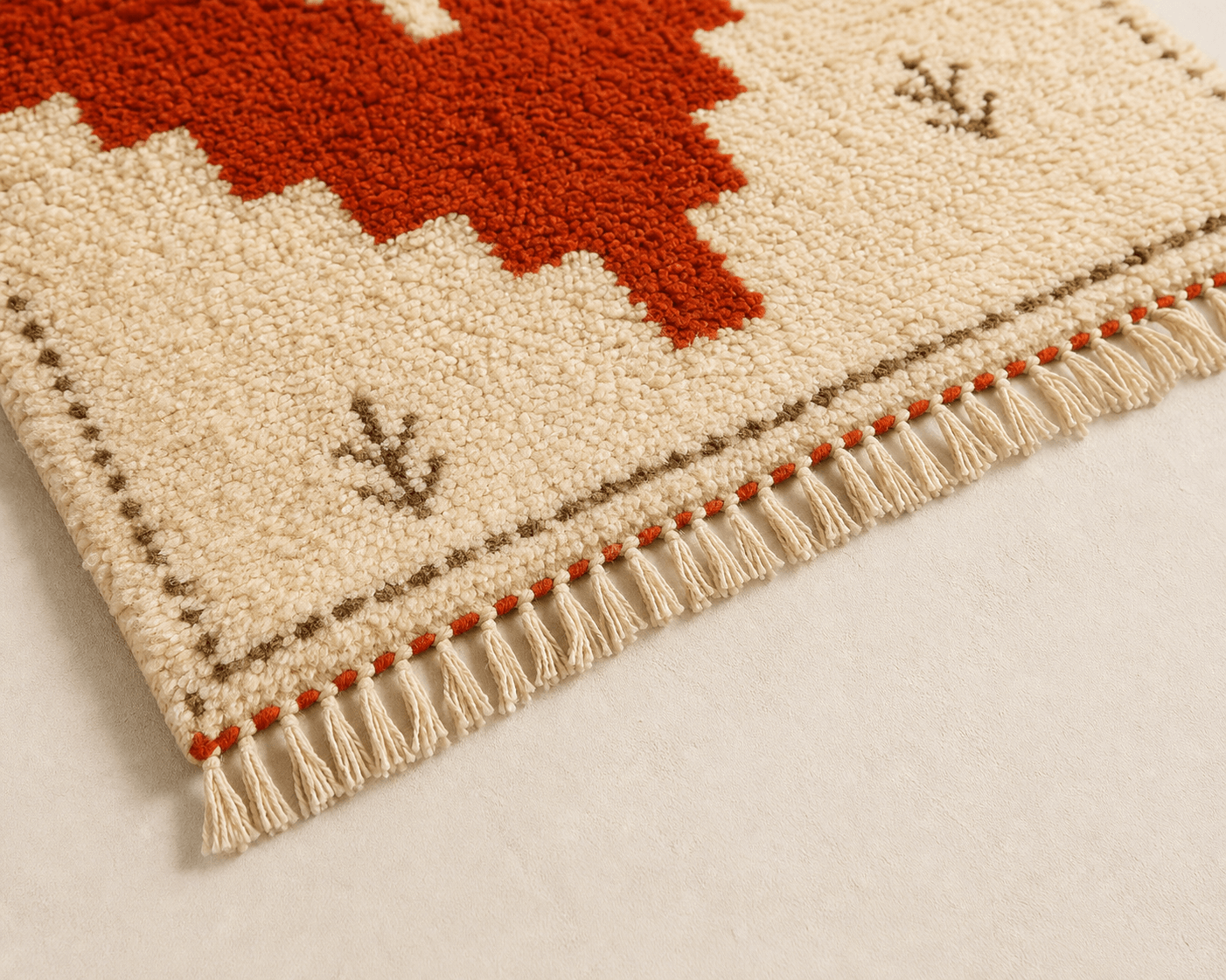 Saffron Gate border and fringe detail