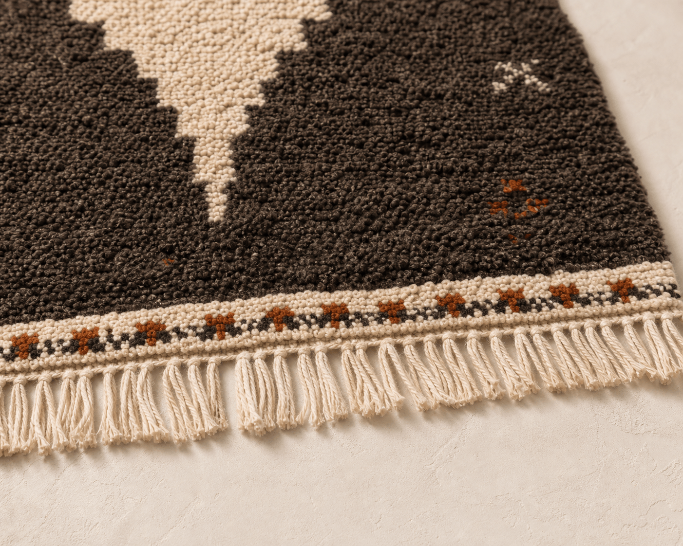Night Atlas border and fringe detail